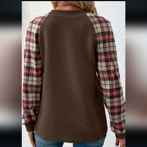 New quilted plaid raglan top - Picture 13 of 13